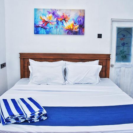 French Garden Regish Guest House Triquinimale Exterior foto