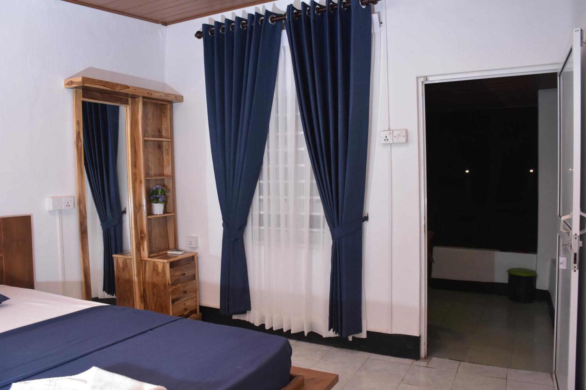 French Garden Regish Guest House Triquinimale Exterior foto